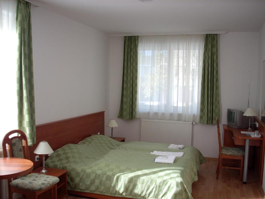 Hotel Kristaly Hajduszoboszlo Ruang foto