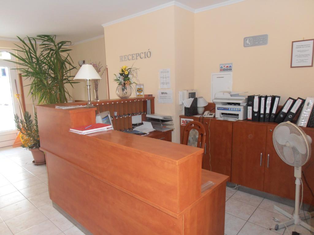 Hotel Kristaly Hajduszoboszlo Bagian luar foto