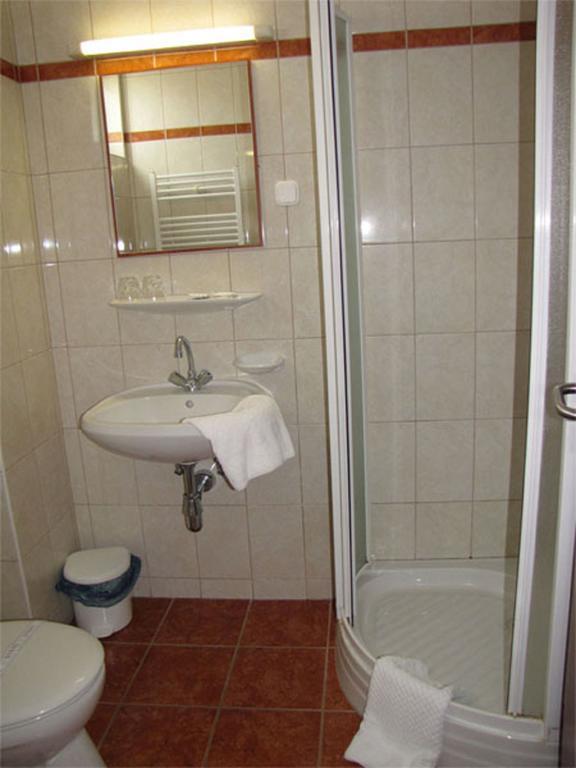 Hotel Kristaly Hajduszoboszlo Bagian luar foto