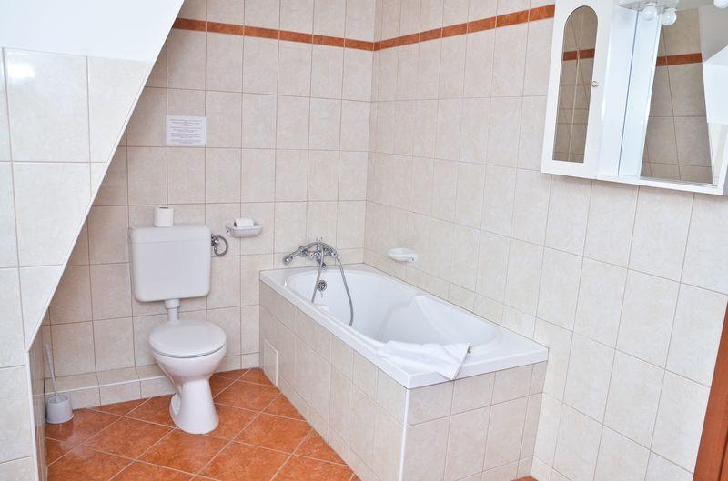 Hotel Kristaly Hajduszoboszlo Bagian luar foto